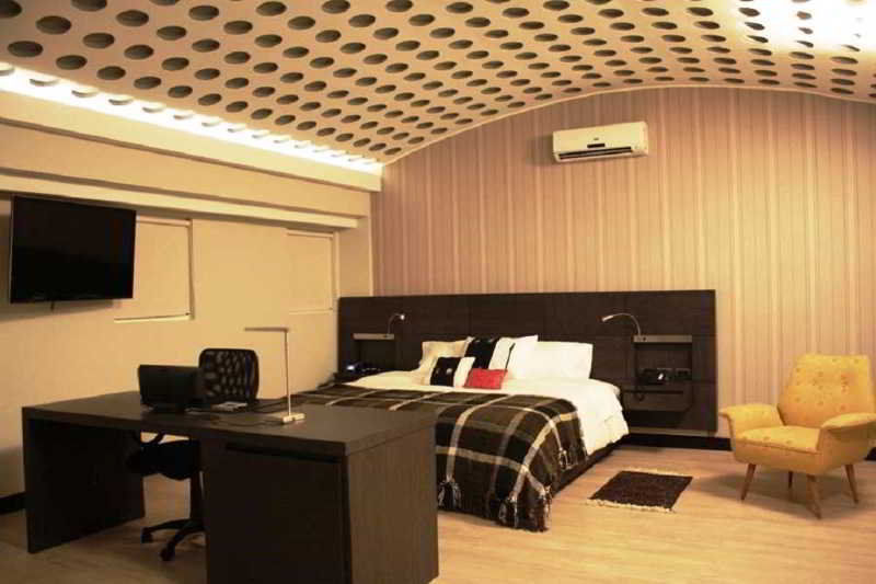 בוגוטה Casa Gaitan Cortes Hotel מראה חיצוני תמונה