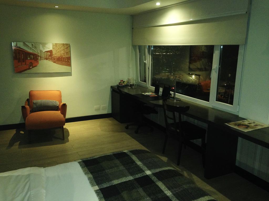 בוגוטה Casa Gaitan Cortes Hotel מראה חיצוני תמונה